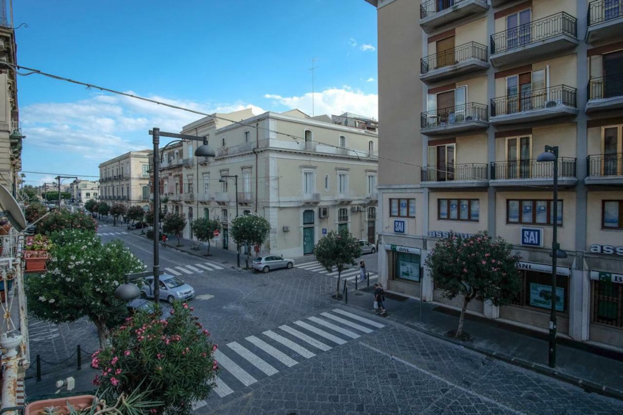 Two Steps Ortygia Apartment Syracuse Exterior photo